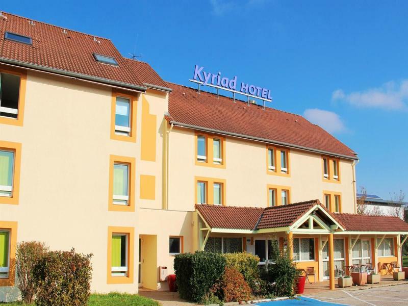 Kyriad Lyon Est - Saint Bonnet De Mure Exterior photo